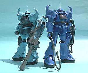 HG MS-07B3 グフカスタム & HGUC MS-07B グフ　写真１